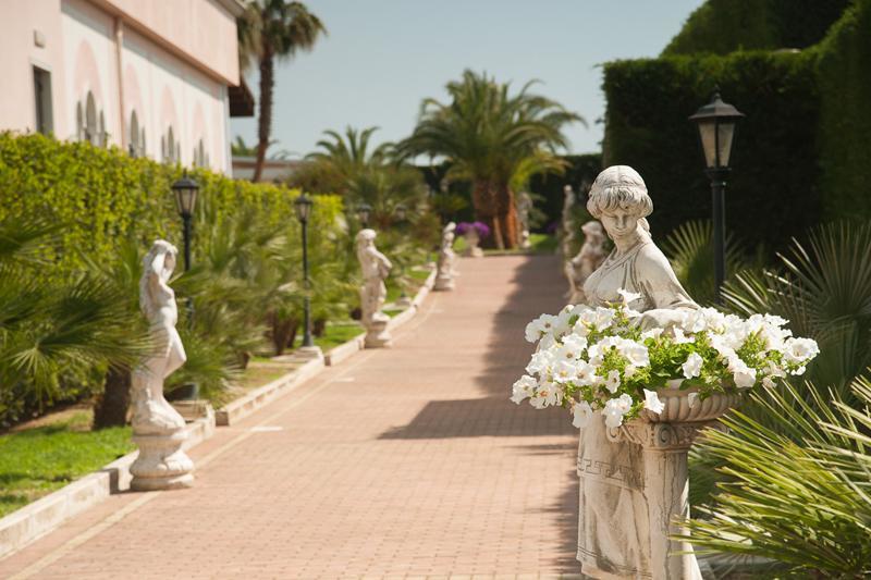 La Corte Di Opaka Hotel Canosa di Puglia Exterior foto